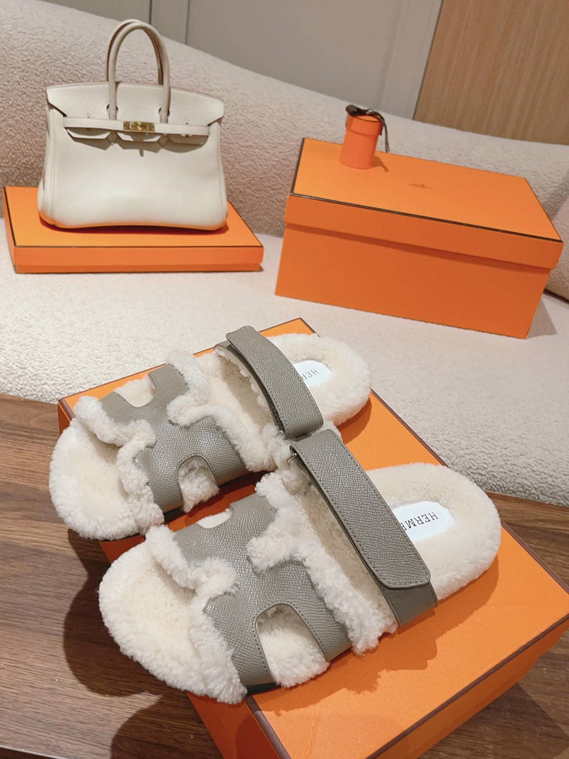 Hermès fur slippers-37
